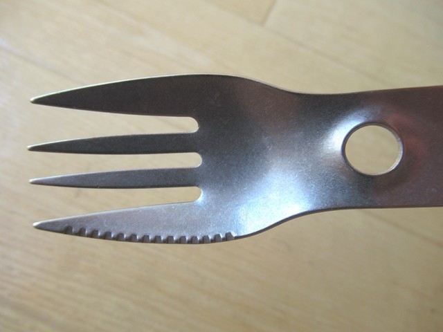 フォークのギザギザ