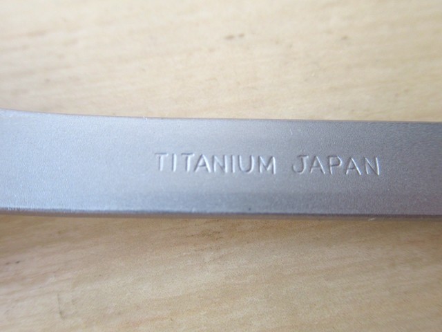 スノーピーク先割れスプーンＴＩＡＮＩＵＭ ＪＡＰＡＮの文字