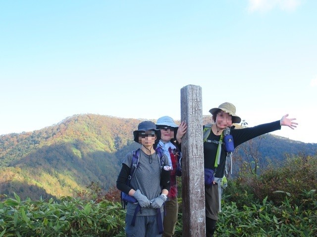 瑪瑙山の山頂