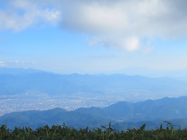 飯縄山山頂からの景色は絶景