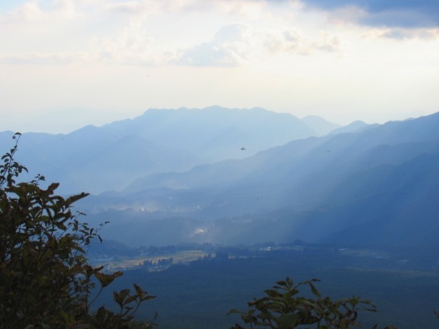 飯縄山からの戸隠山景色