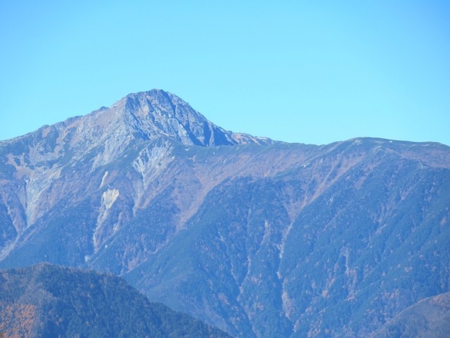 北岳展望デッキからの塩見岳景色