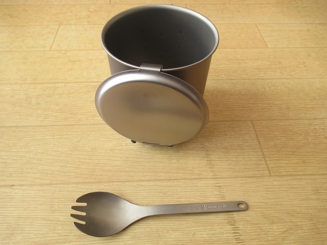 カップとリッドの様子