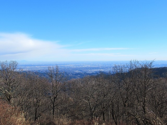 陣馬山の山頂は360度の展望