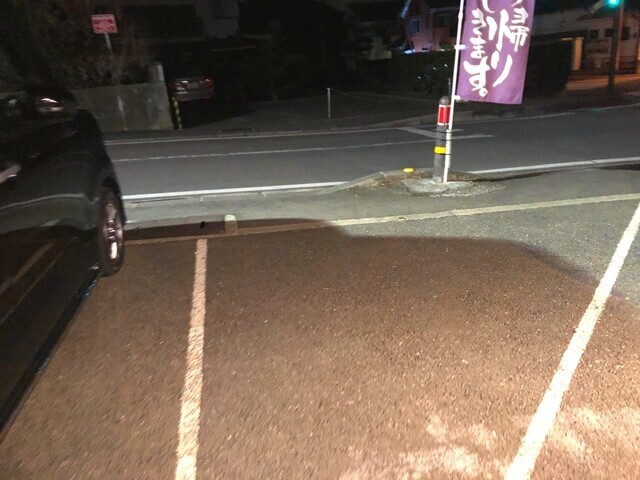 鮨市場春の駐車場
