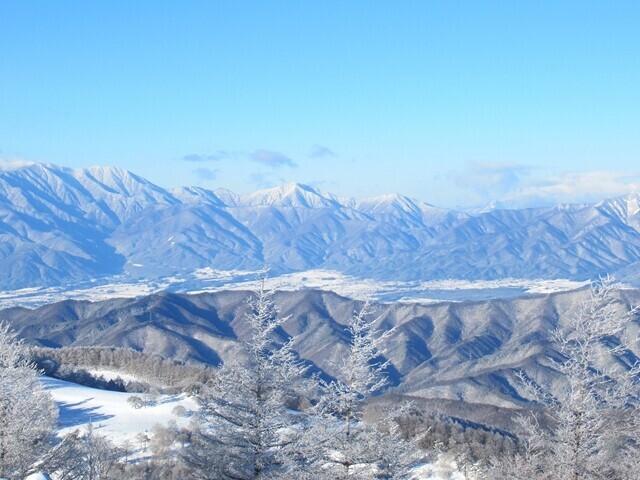 入笠山の山頂から諏訪湖が見えた