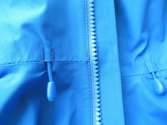 サイズ調整のドローコードアップ写真