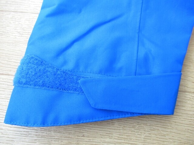 マムートハードシェルジャケット袖口