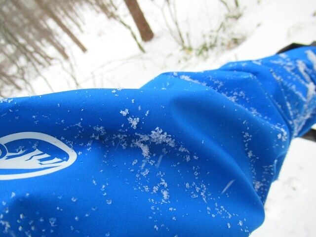 登山中に防水性・撥水性のレビュー