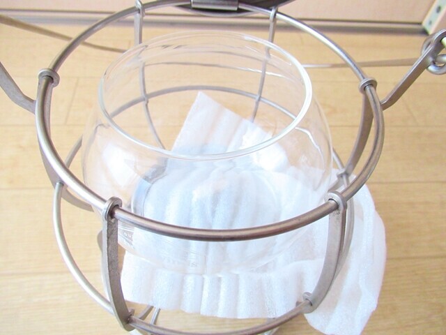 ThousWindsレイルロードランタンのオイルを入れ方