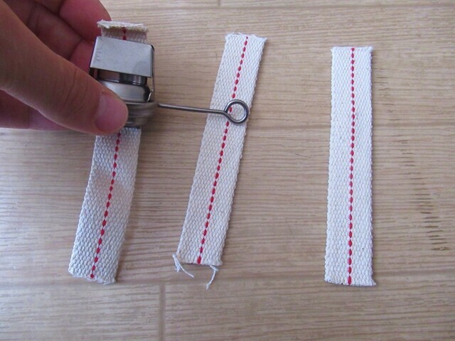 ThousWindsレイルロードランタンを購入すると交換用のランタンの芯が2本付いてくる