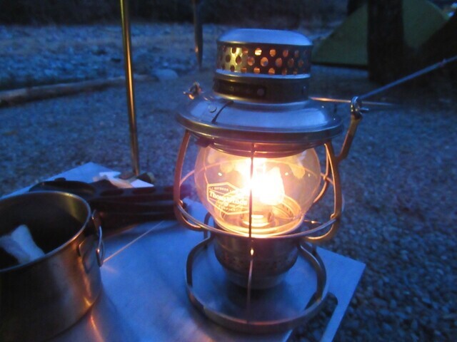 ThousWindsレイルロードランタンの光と光量