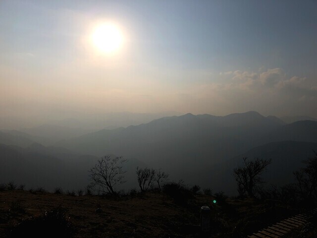 塔ノ岳山頂からの景色