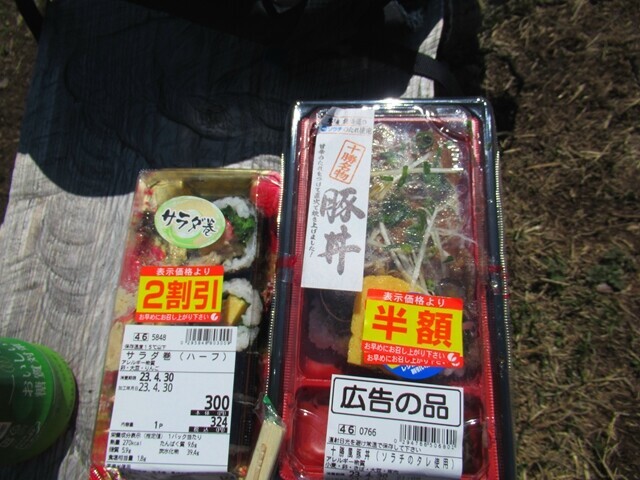 守屋山の山頂で食べた山飯