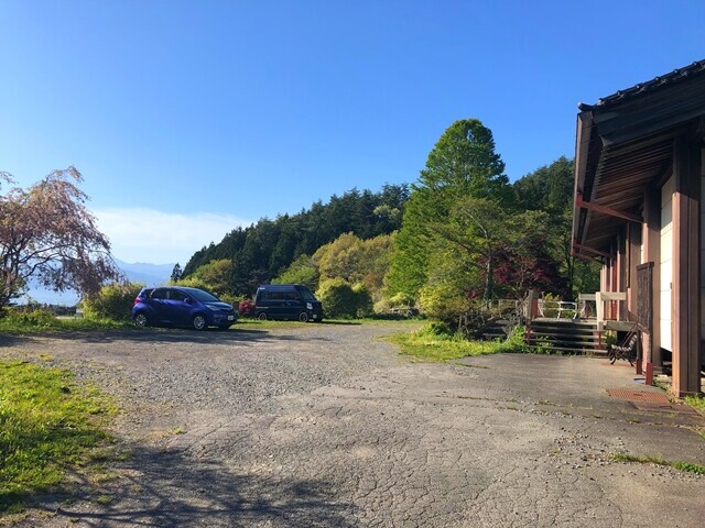 仲仙寺の無料駐車場