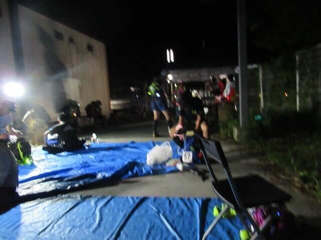 スタートから66km地点第4エイドの様子