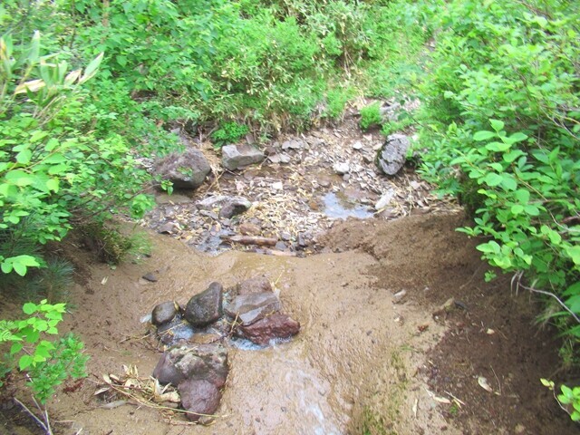 天人峡温泉、羽衣の滝までの登山ルートは沢道