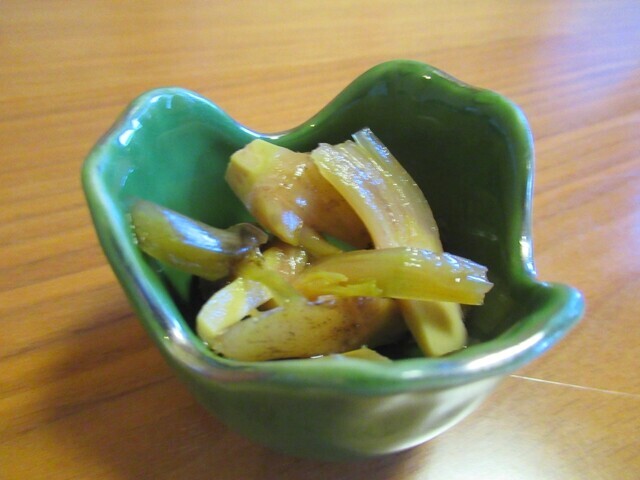 友栄うなぎのサービス品