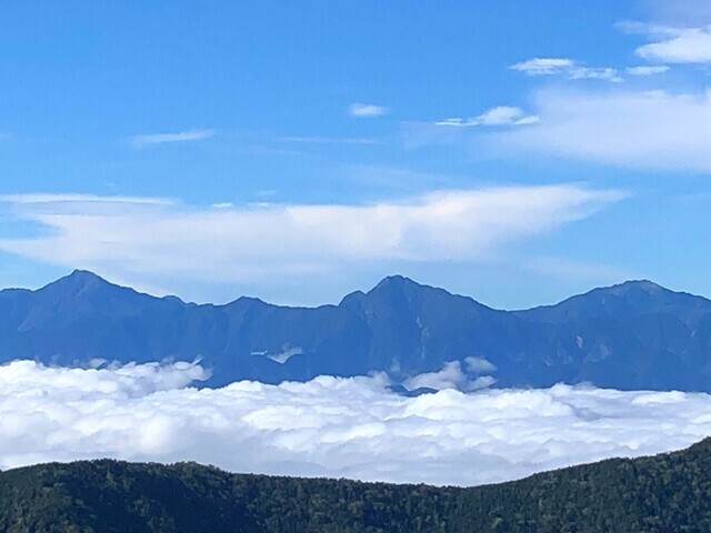 阿弥陀岳登山中のアルプス景色