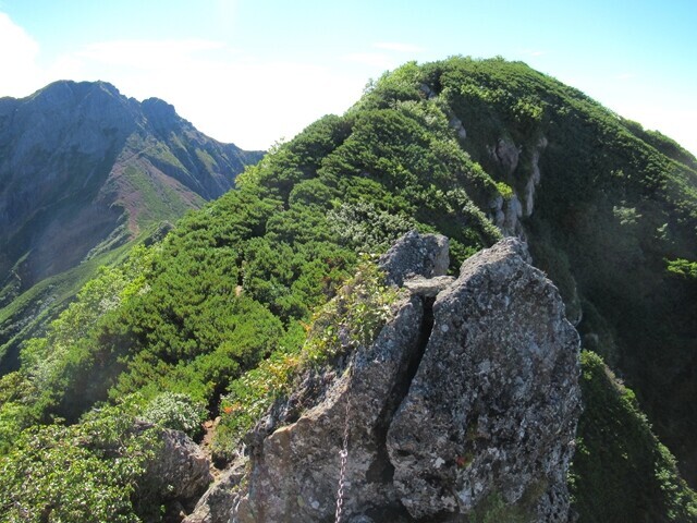 御小屋尾根登山ルートの核心部