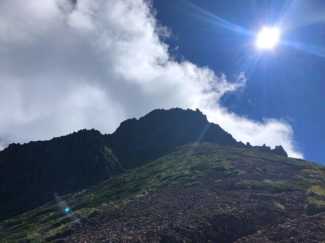 赤岳の登り返しの様子