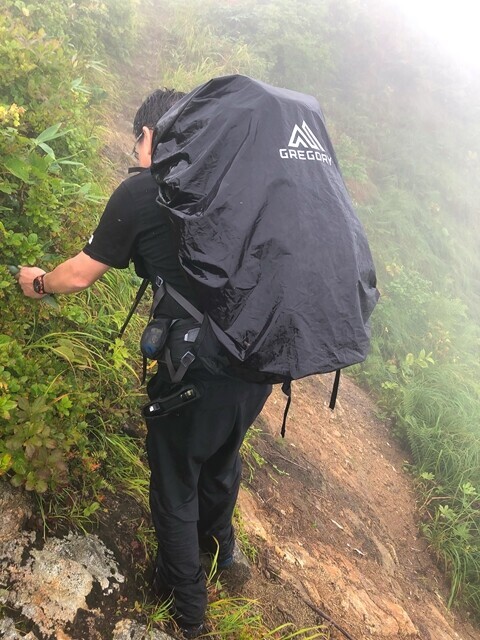 オンベ松尾根の危ない登山道