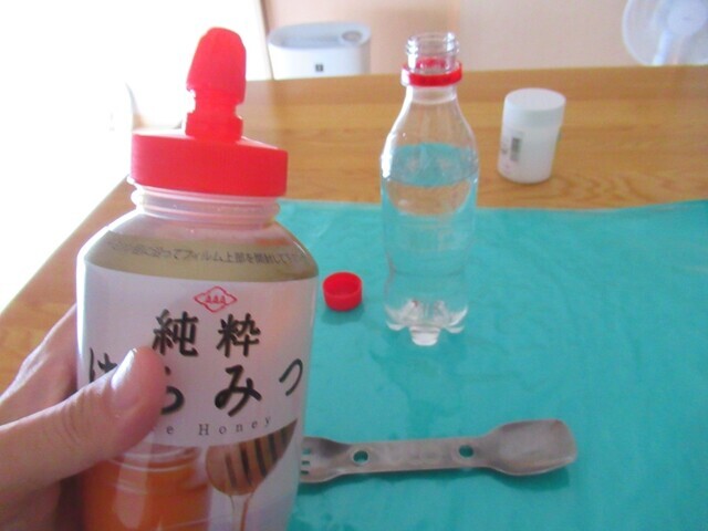 手作りスポーツドリンクの甘みはハチミツ