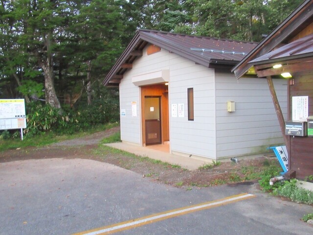 御嶽山の駐車場とトイレ