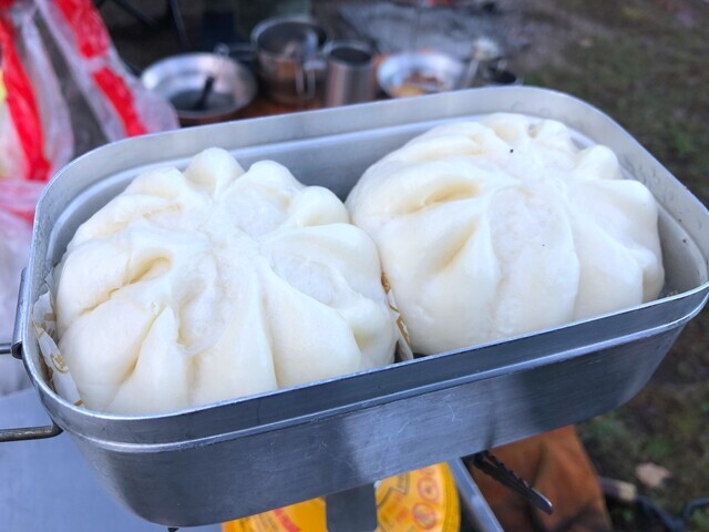 高メソキャンプ場で作った肉まん