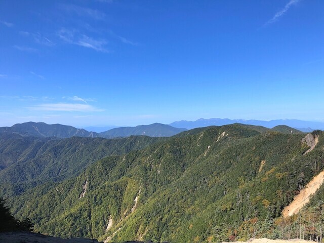 奥秩父主脈縦走路の景色