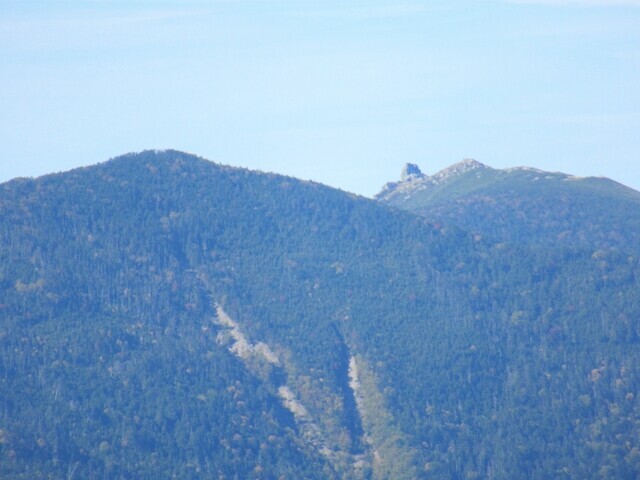 金峰山の山頂にある五丈石
