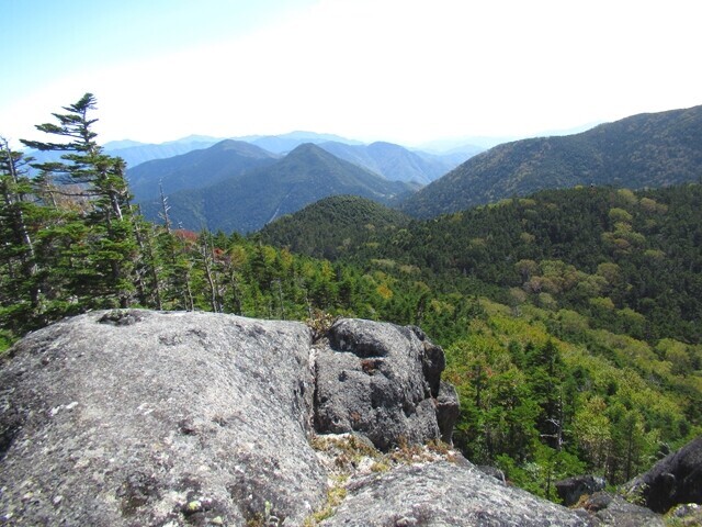 三宝岩で山飯の様子