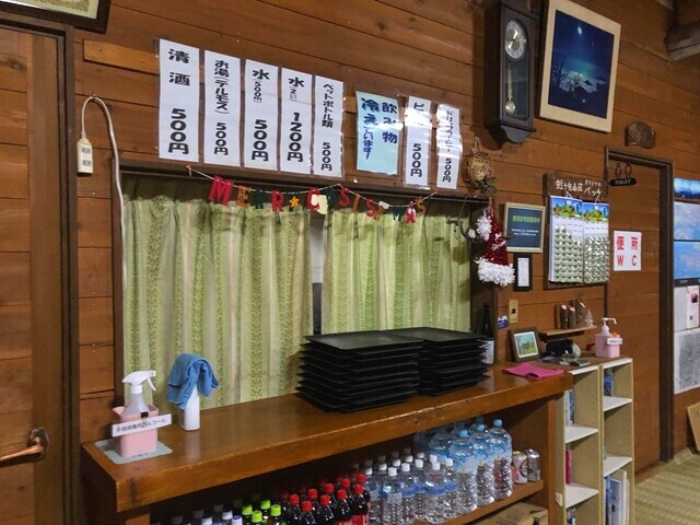 蛭ヶ岳山荘の売店の様子