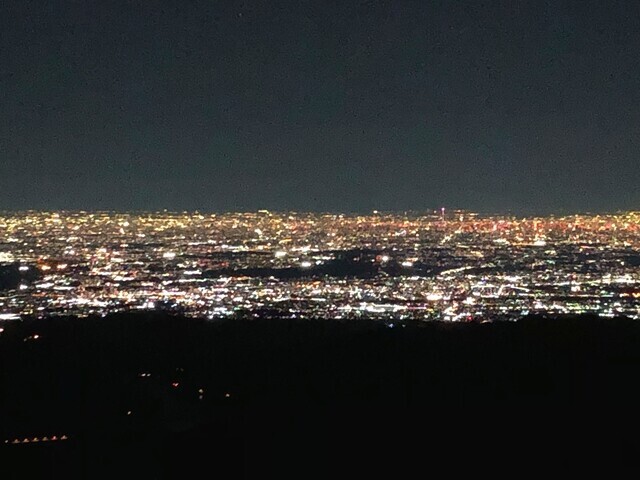 丹沢最高峰からの夜景
