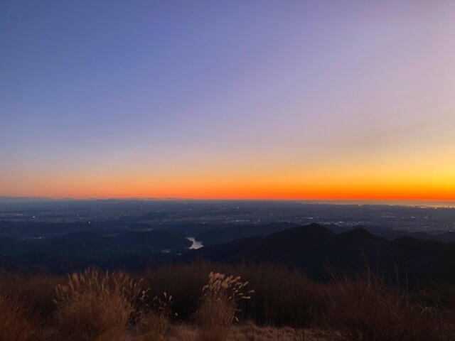 蛭ヶ岳山荘からの朝日の景色
