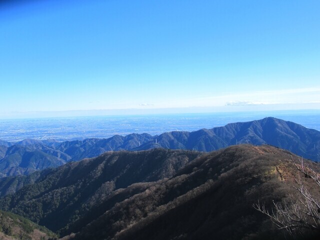 目指す新大日と長尾尾根遠望