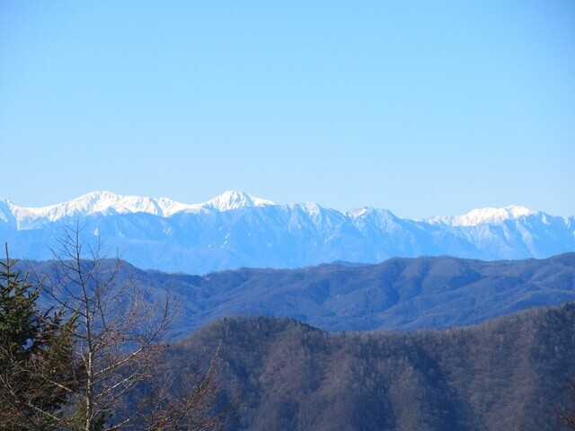 鴨沢ルートから南アルプス景色