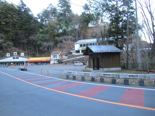 雨乞山の登山口周辺の様子