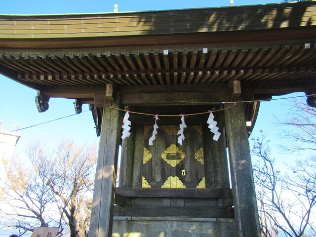 筑波山男体山の祠