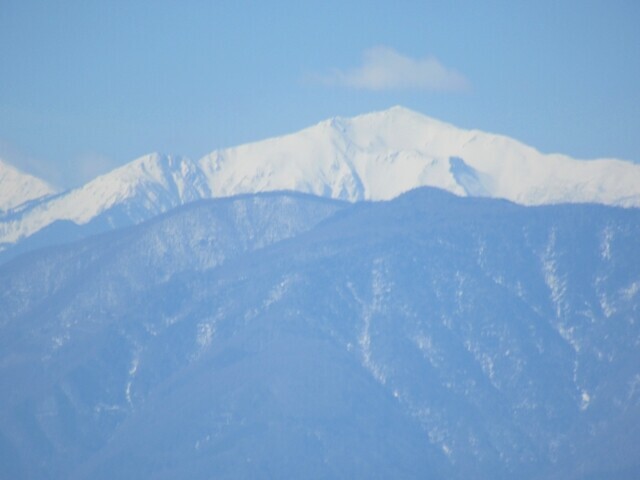 棚山の山頂からの南アルプスの遠景