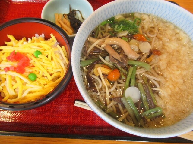 延暦寺の境内にあるお蕎麦屋