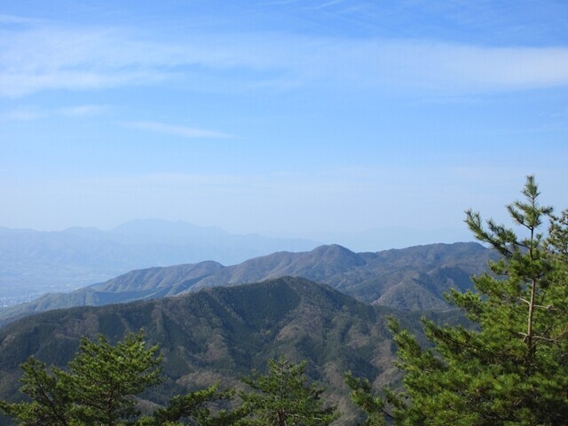 帯那山方面の景色