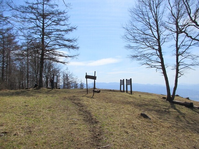 小楢山山頂