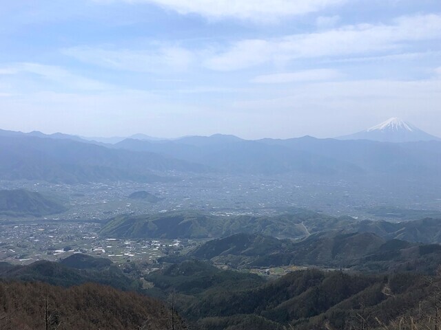 小楢山山頂からの風景