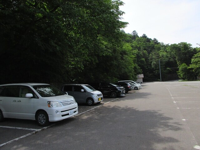 羅漢寺山無料駐車場
