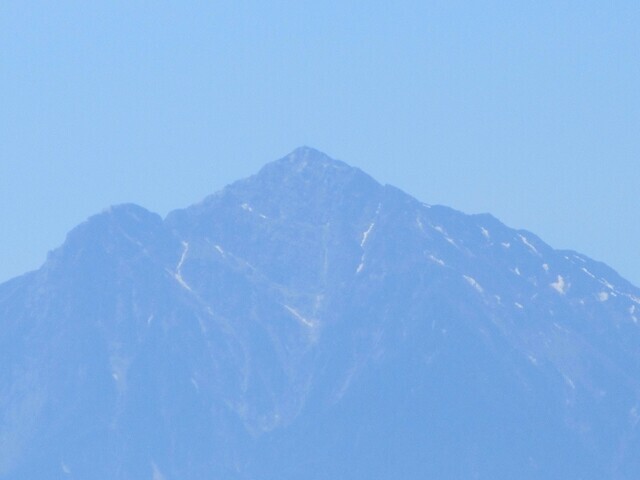 白山展望台からの甲斐駒ヶ岳の景色