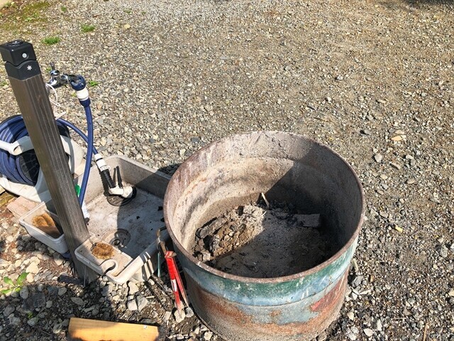 昇仙峡オートキャンプ場の灰捨て場