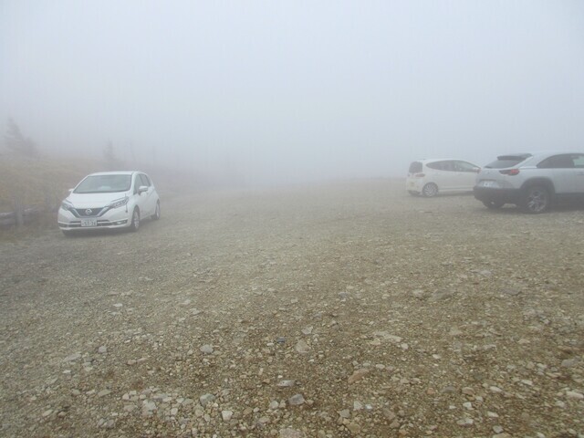鉢伏山荘の駐車場
