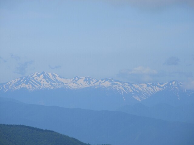 美ヶ原の茶臼山から見る乗鞍岳