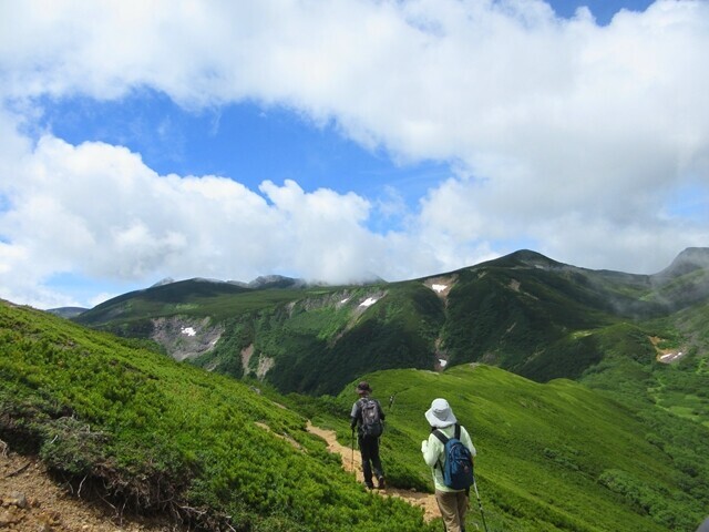 雄大な乗鞍岳の景色